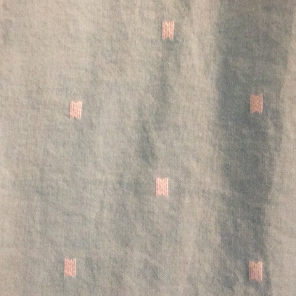 Button down woman’s blouse - Picture 3 of 3